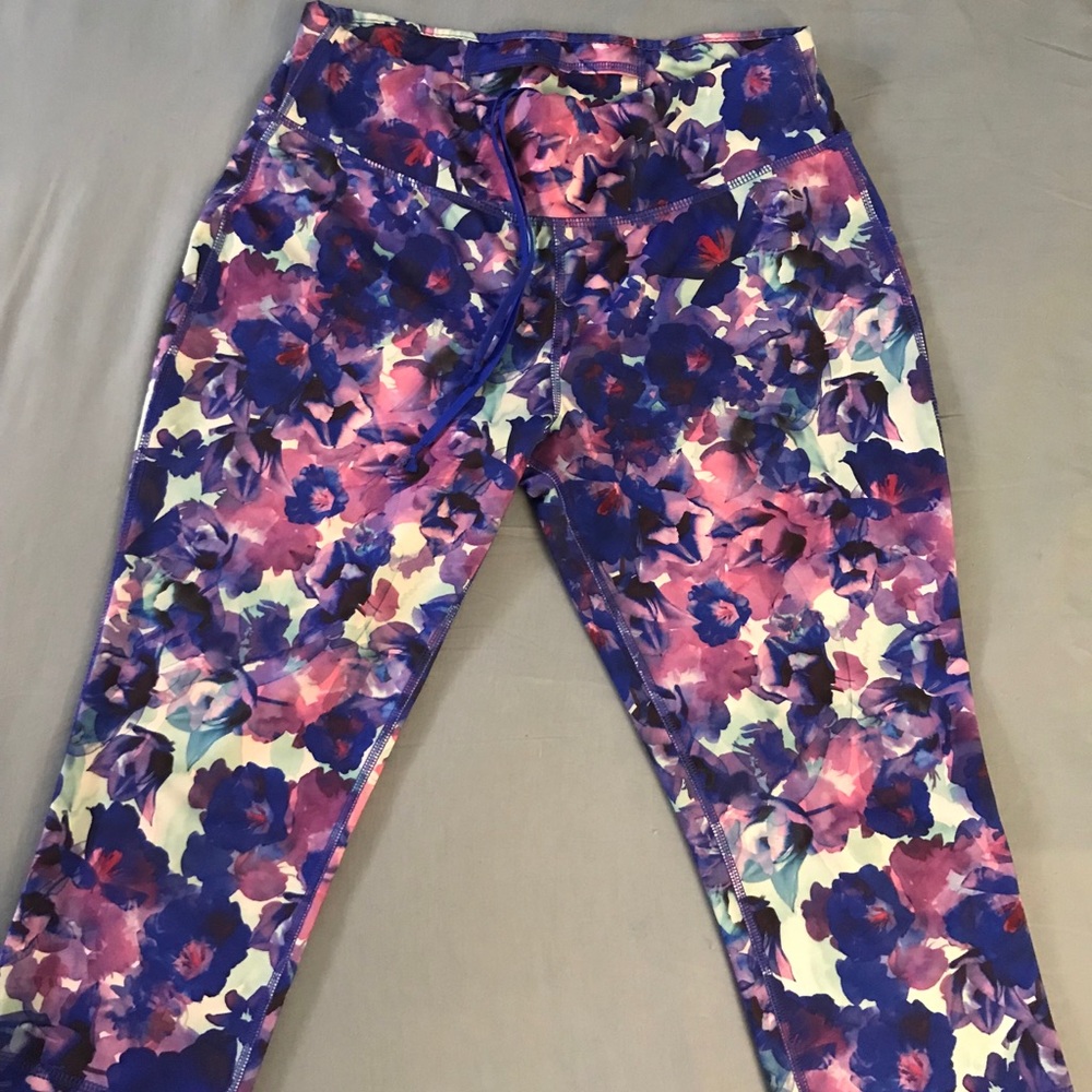 Capri work out floral yoga pants